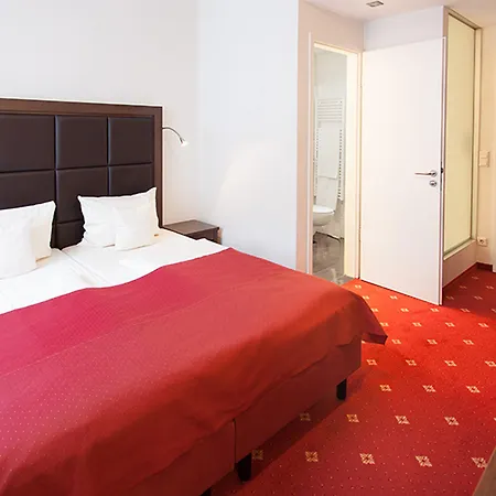 Centro National Frankfurt City, Trademark Collection By Wyndham Otel 3*