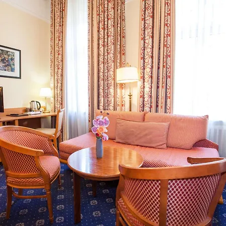 Otel Centro National Frankfurt City, Trademark Collection By Wyndham Frankfurt am Main