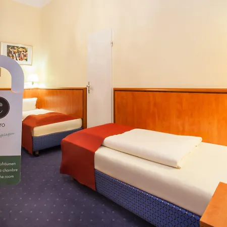 Hotel Centro National Frankfurt City, Trademark Collection By Wyndham 3*