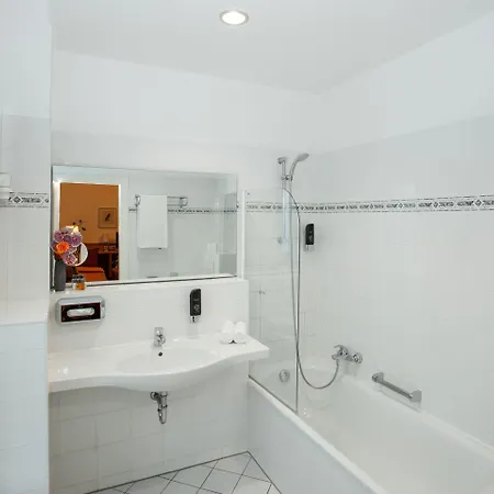 Centro National Frankfurt City, Trademark Collection By Wyndham 3*