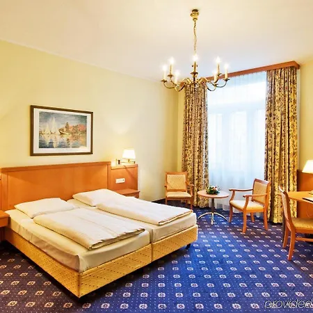 Otel Centro National Frankfurt City, Trademark Collection By Wyndham