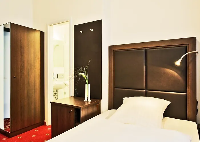 Centro National Frankfurt City, Trademark Collection By Wyndham 3*