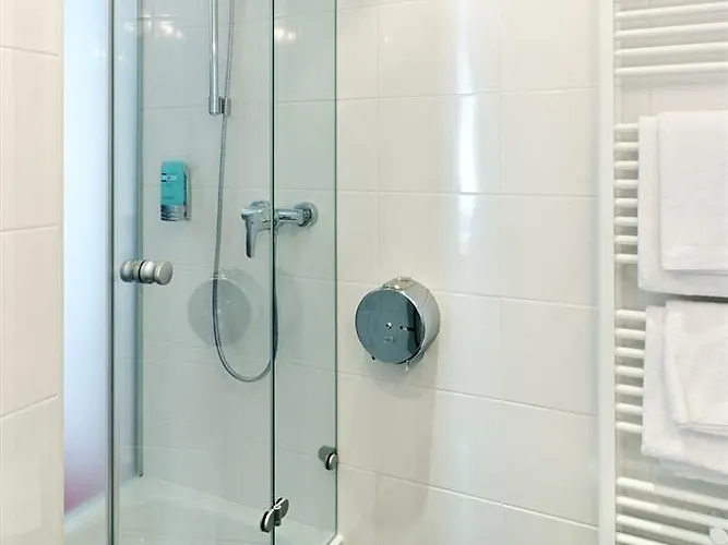 Centro National Frankfurt City, Trademark Collection By Wyndham 3*