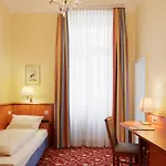 호텔 Centro National Frankfurt City, Trademark Collection By Wyndham